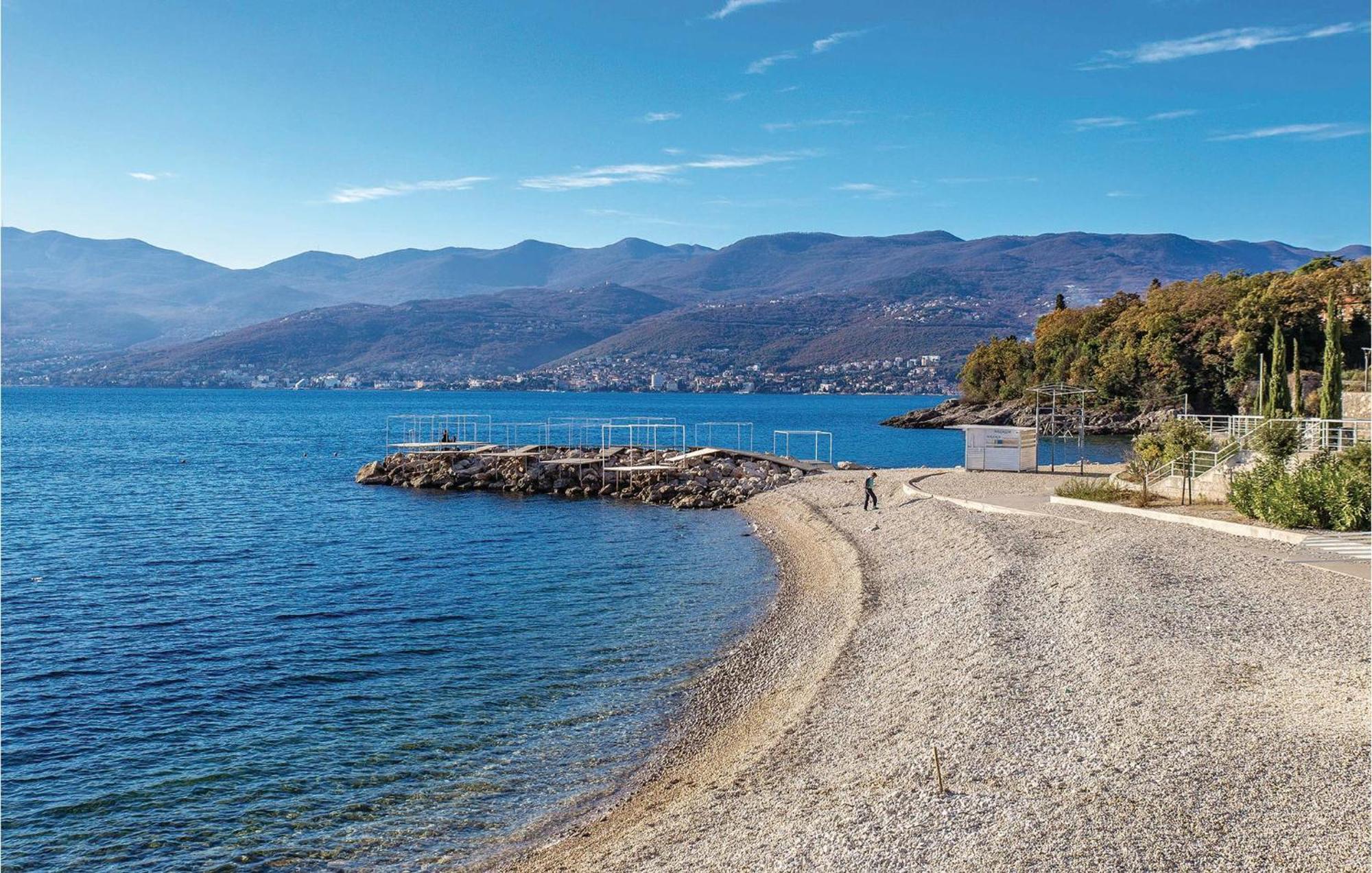 Nice Apartment In Rijeka With House Sea View Bagian luar foto